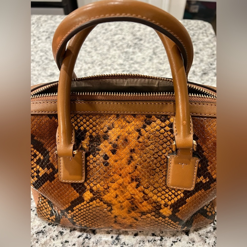Tory Burch, purse and wallet matching set - Picture 6 of 17